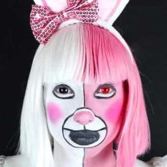 Usami (Dangan Ronpa) cosplay